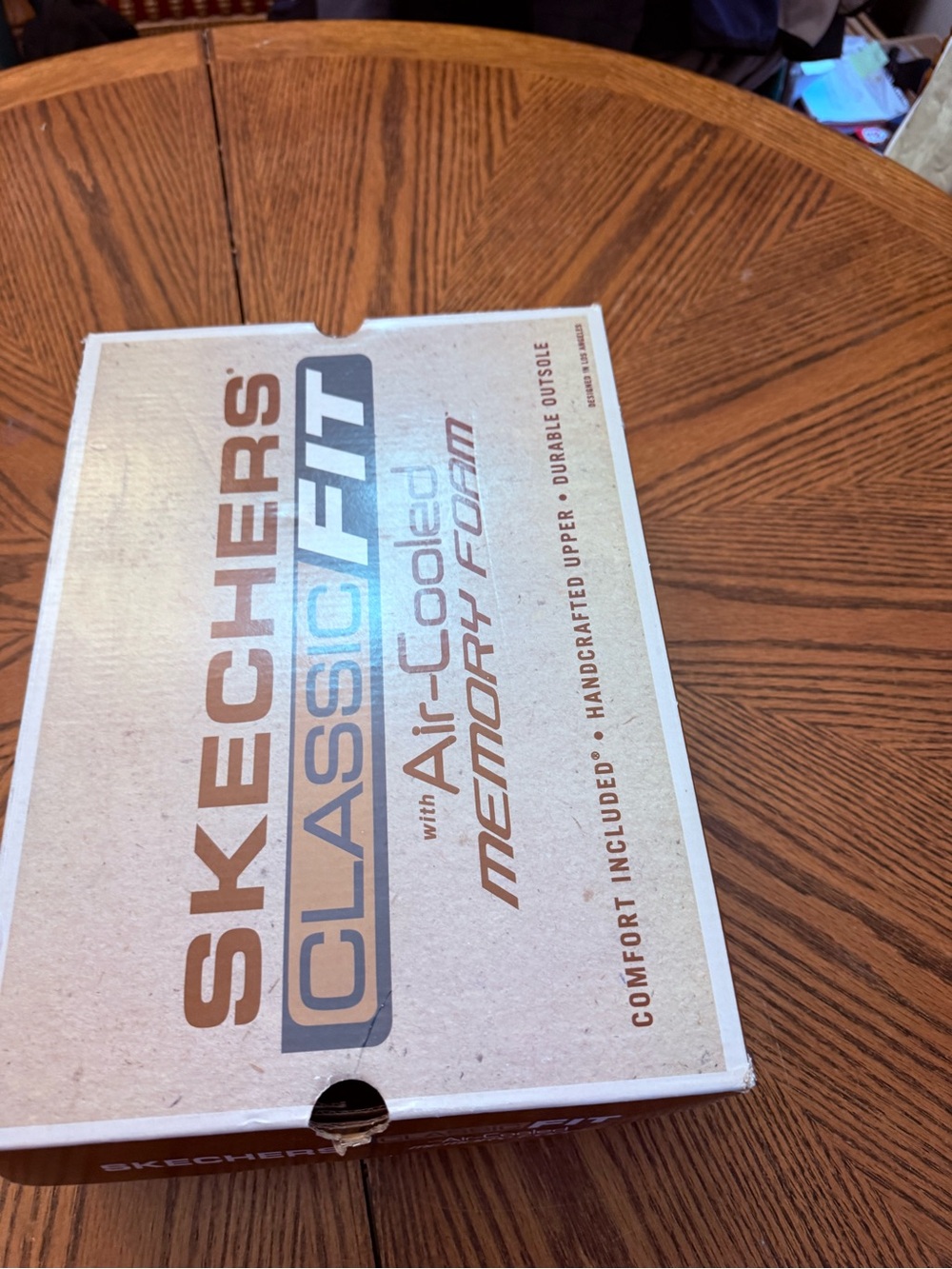 New in Box Skechers Men's Beige Casual Lace-Up Sneakers - Picture 6 of 6